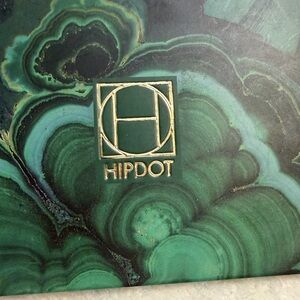 HipDot Green Eyeshadow Palette